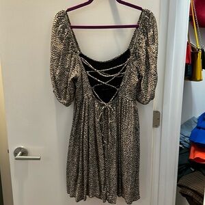 Cheetah, tie back, sleeved, size small, dress